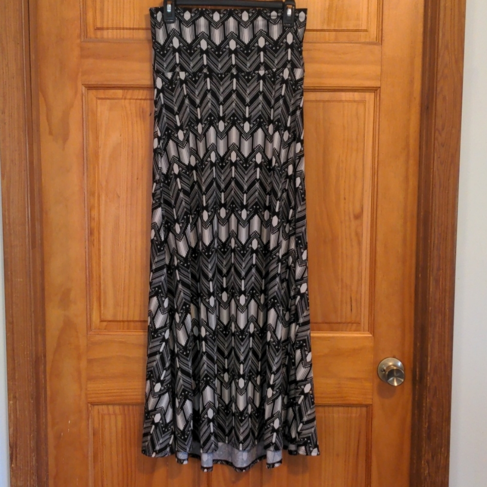 LuLaRoe Maxi (S)